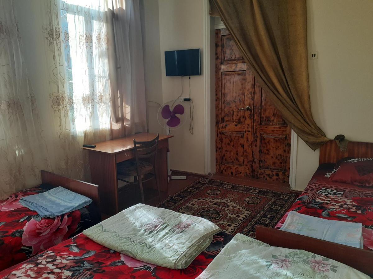 Райский Уголок Gagra Ngoại thất bức ảnh